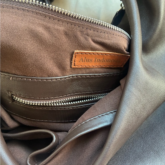 Large Slouchy Leather Hobo Bag - Dark Brown - Picture 4 of 6